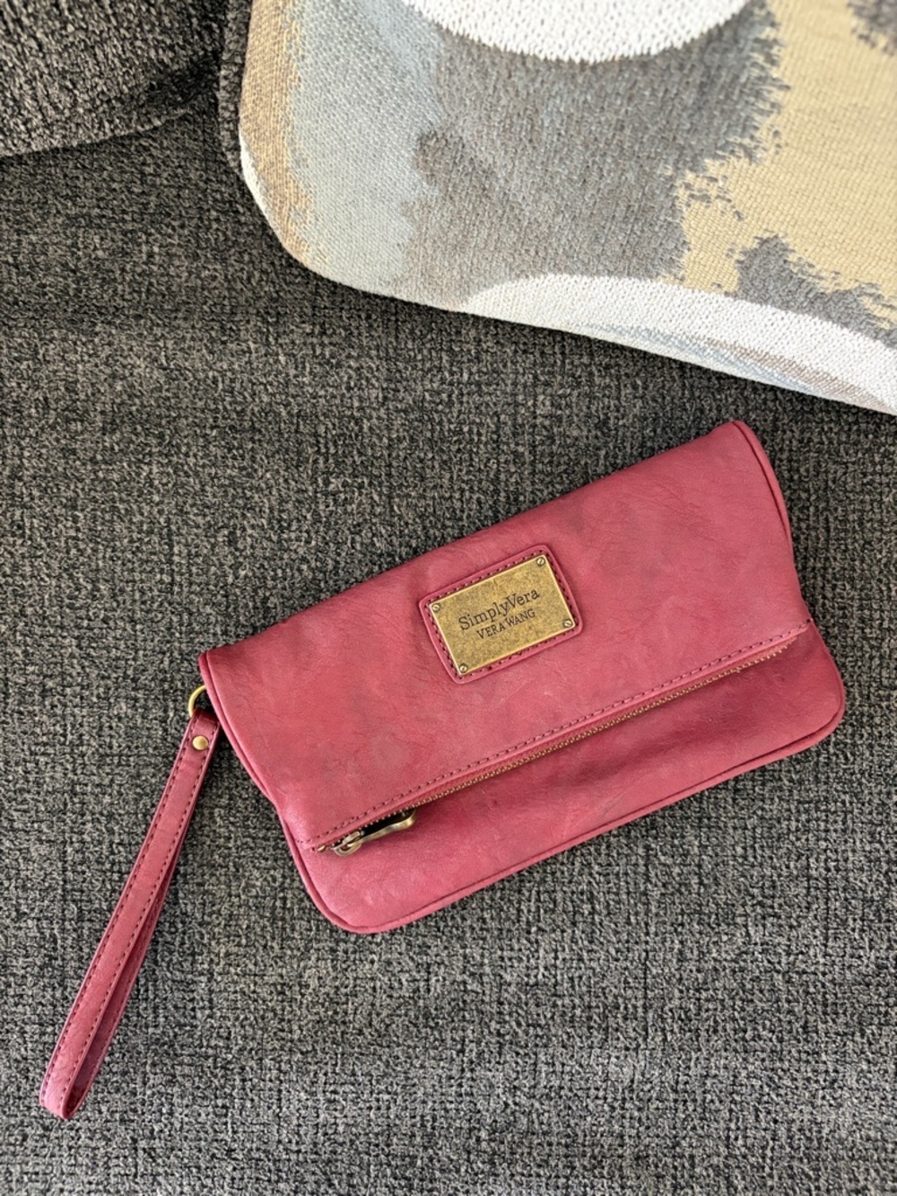 Simply Vera Vera Wang cranberry wristlet clutch